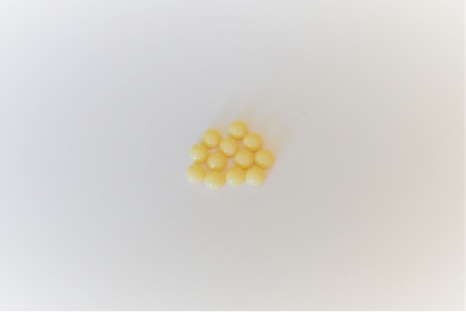 CABOCHON 4 mm BEIGE