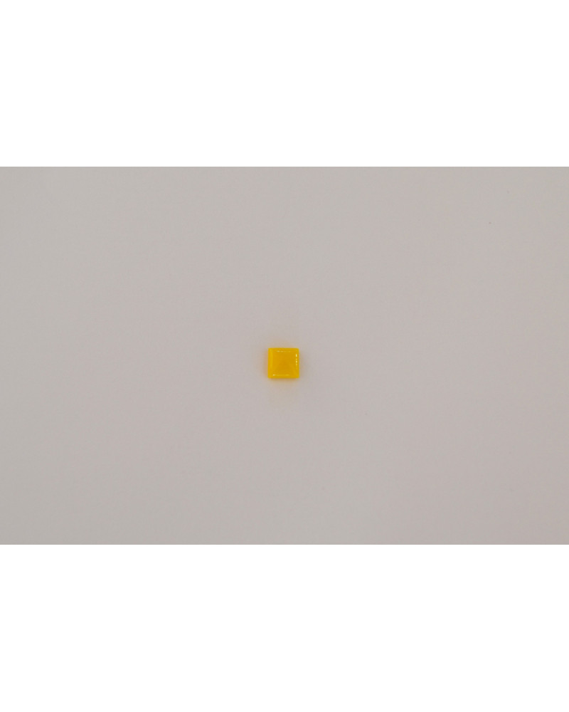 CABOCHON CARRE JAUNE