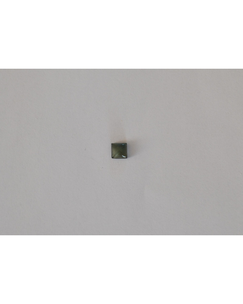 CABOCHON CARRE GRIS MONTANA