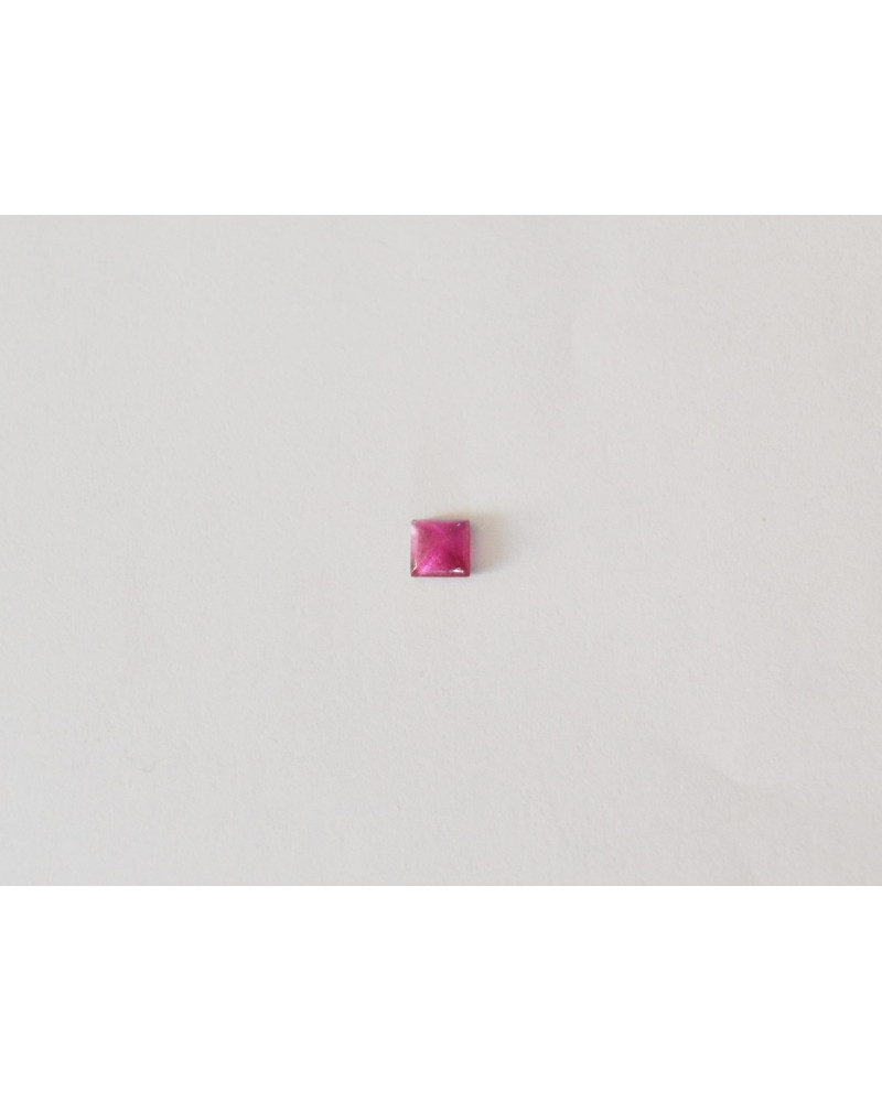 CABOCHON CARRE FUCHIA