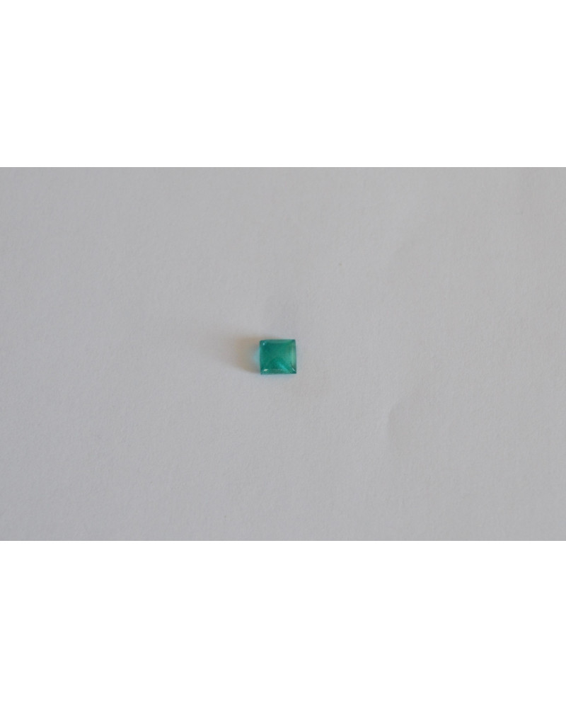 CABOCHON CARRE VERT ZIRC