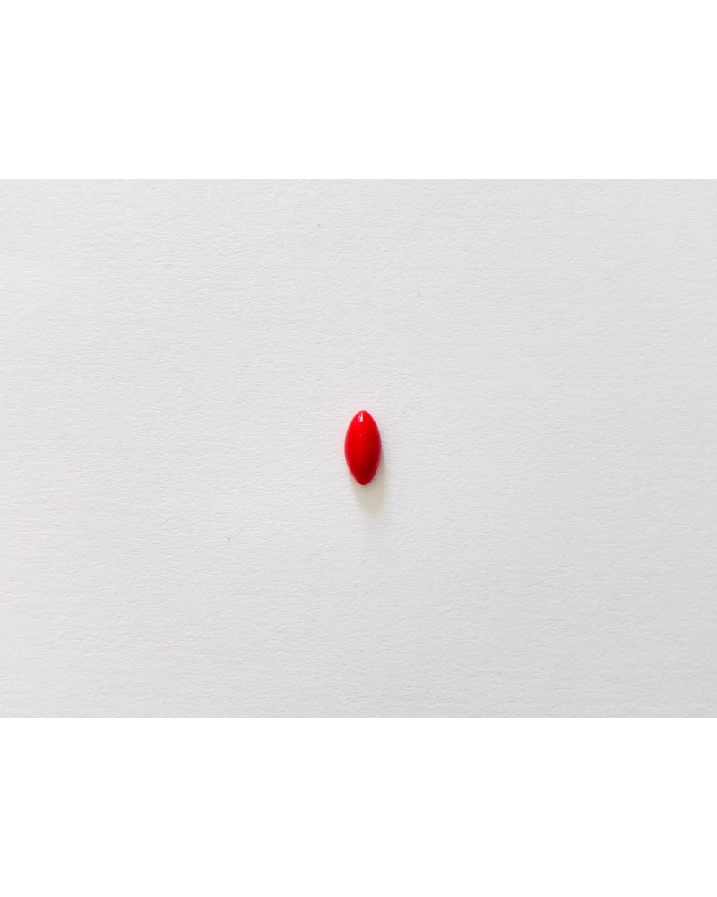 cabochon navette 8x4 rouge mat