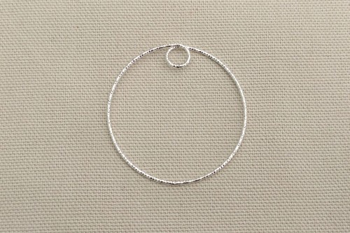 Cercle fil diamanté avec boucle