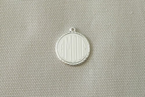 Médaille AMOUR relief diamètre 18 mm