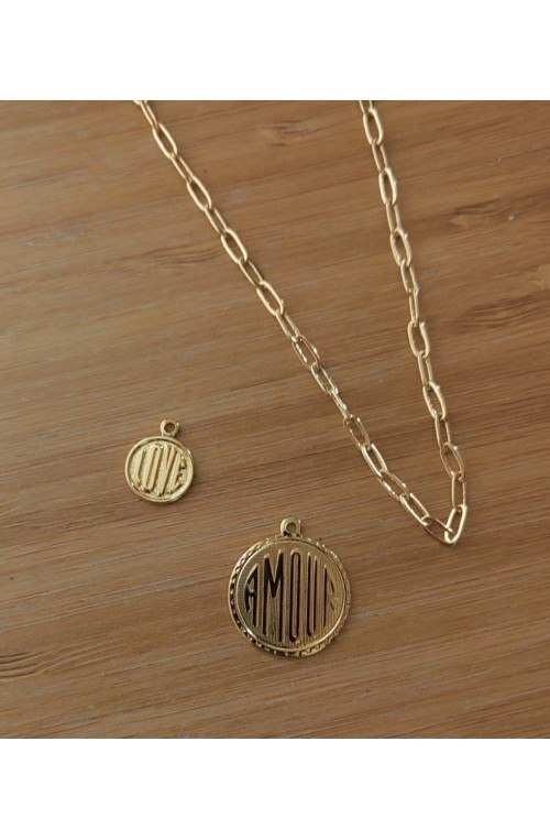 Médaille AMOUR dorée diamètre 18 mm bordée