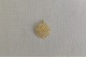 Pendentif bombé plumetis doré diamètre 11 mm