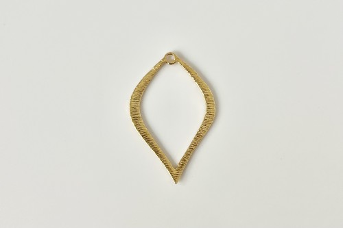 Pendentif feuille design doré