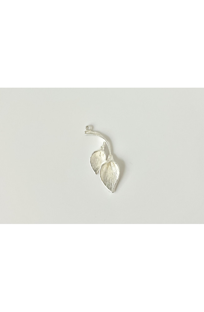 Pendentif feuille pour perles semi-percées doré finition:Plaque argent 10 microns