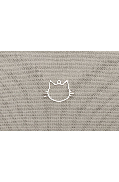 Breloque chat fil doré finition:Argent 10 microns