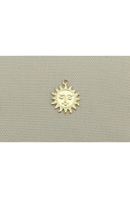 Breloque soleil souriant finition:Dore or fin 24 carats