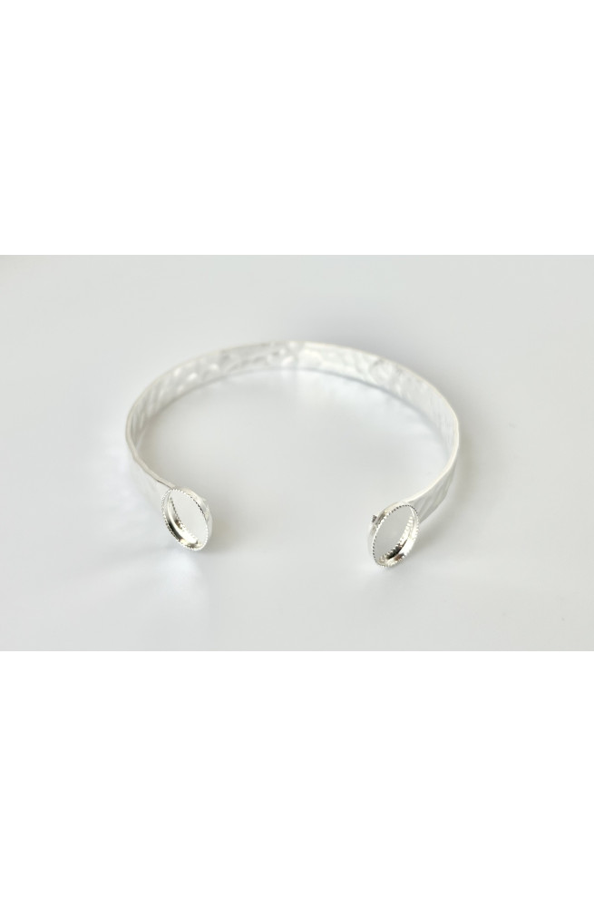 Bracelet jonc martelé doré 2 cabochons 10x8 finition:Argent 10 microns