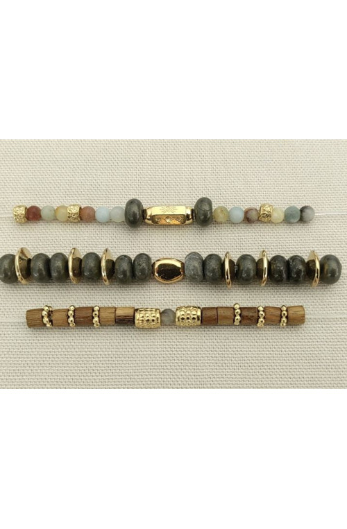 Perle cylindre plumetis n°10 perchlo finition:Dore or fin 24 carats