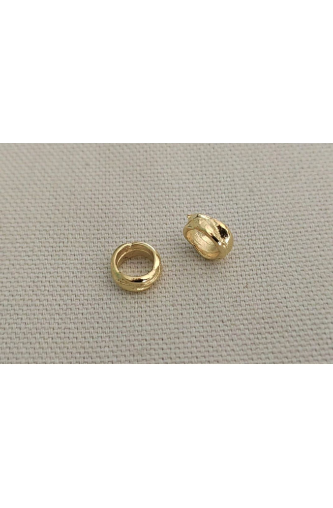 Perle liseré entrelacé n°6 finition:Dore or fin 24 carats