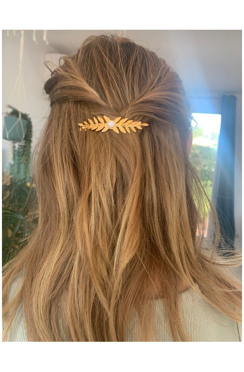 Pince à cheveux fougère avec cabochon 6 mm finition:doré 0.3 microns