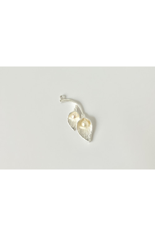 Perle cornaline semi-percée finition:Nacre