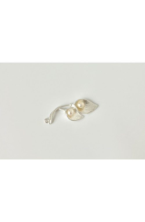 Perle cornaline semi-percée finition:Nacre